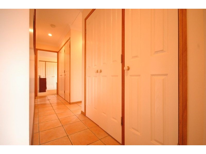 33 Audrey Court, Middle Ridge QLD 4350