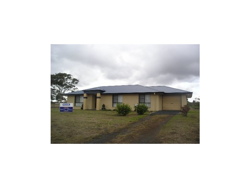 23 Barwick Street, Westbrook QLD 4350