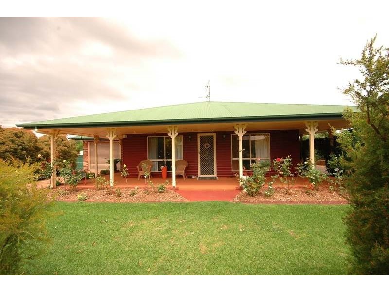 14 McLeod Court, Wyreema QLD 4352