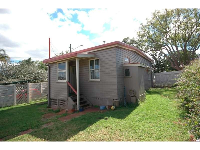 68 James Street, Toowoomba QLD 4350