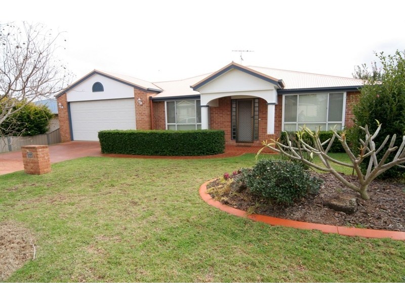 62 Gouldson Drive, Kearneys Spring QLD 4350