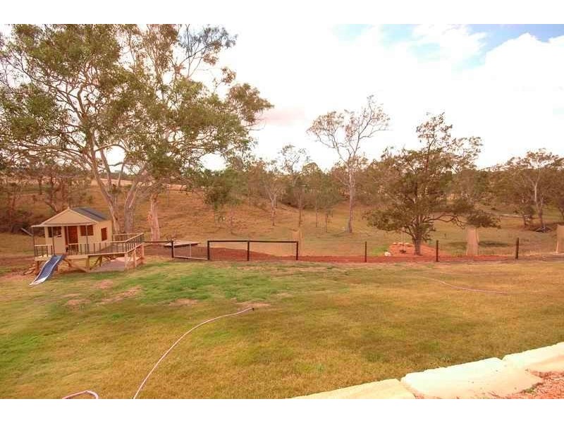 28 Pendoma Drive, Hodgson Vale QLD 4352