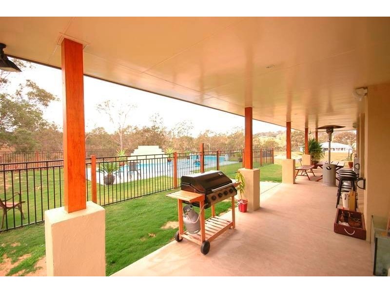 28 Pendoma Drive, Hodgson Vale QLD 4352