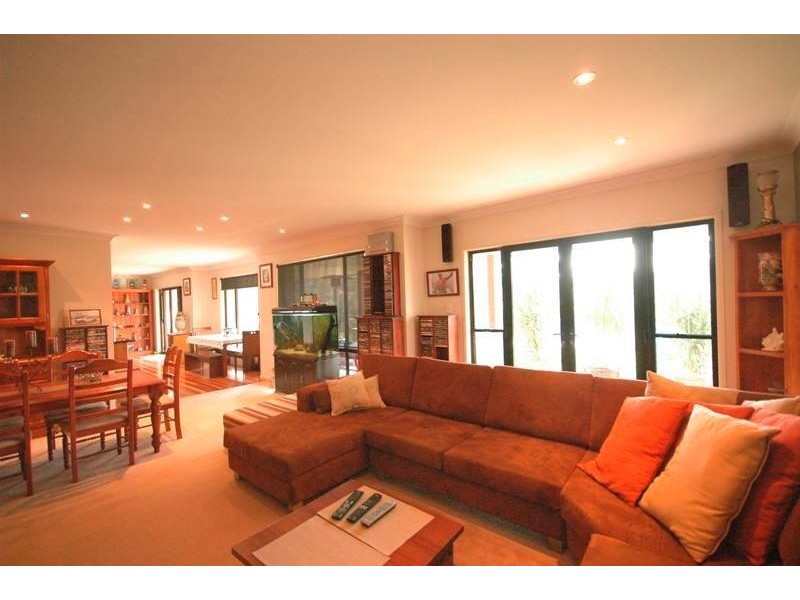 28 Pendoma Drive, Hodgson Vale QLD 4352
