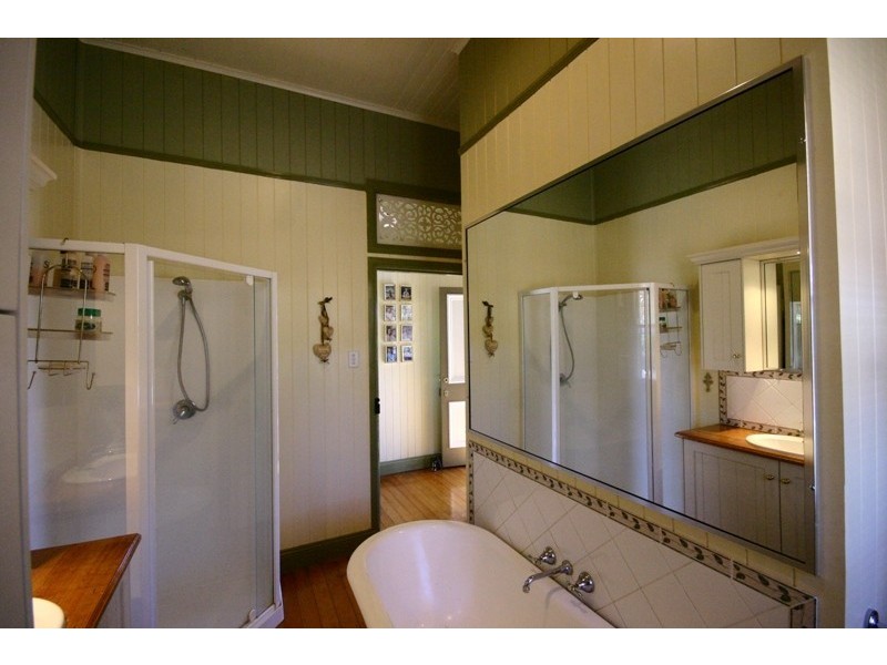 16 Robinson Street, Toowoomba QLD 4350