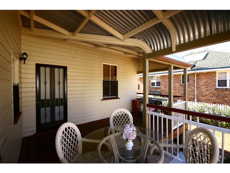 16 Robinson Street, Toowoomba QLD 4350