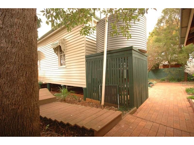 479 West Street, Darling Heights QLD 4350