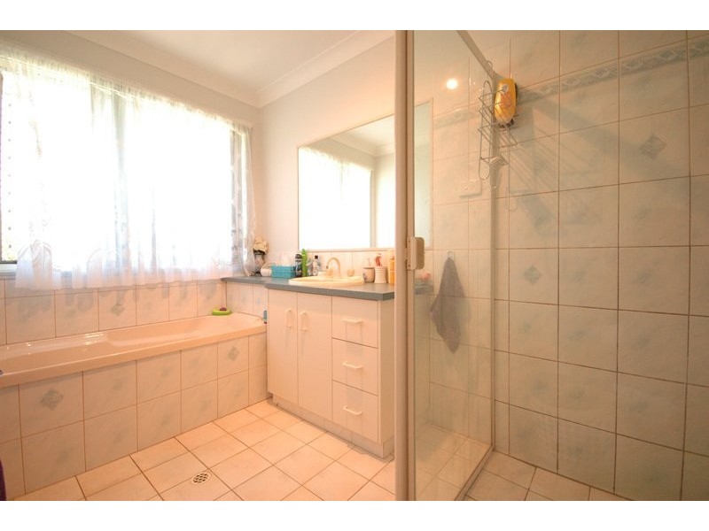 3 Hazelmere Court, Hodgson Vale QLD 4352