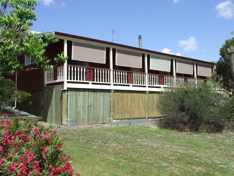 3 Valley View Drive, Meringandan QLD 4352