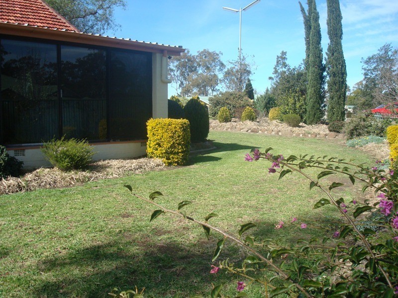 10 Cotswold Close, Cotswold Hills QLD 4350