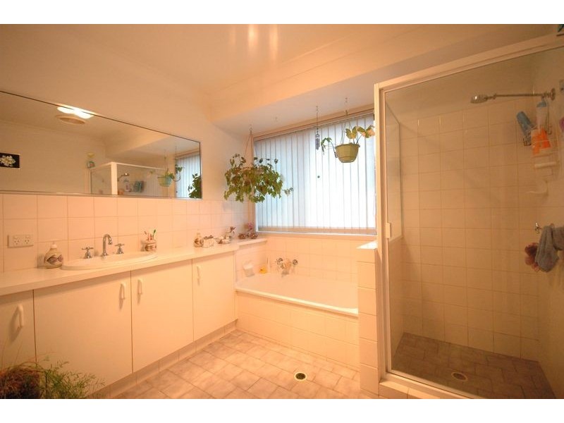 21 Broadfoot Street, Kearneys Spring QLD 4350