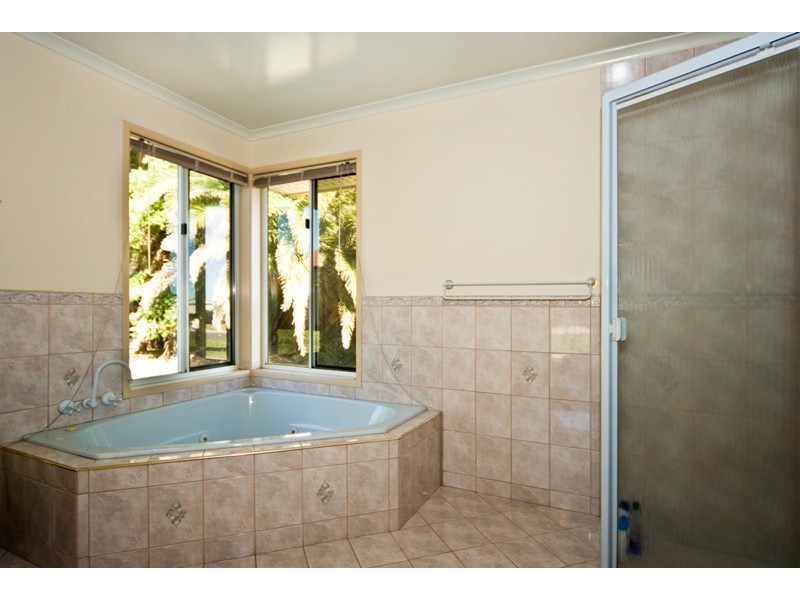 4 Hanna Court, Westbrook QLD 4350