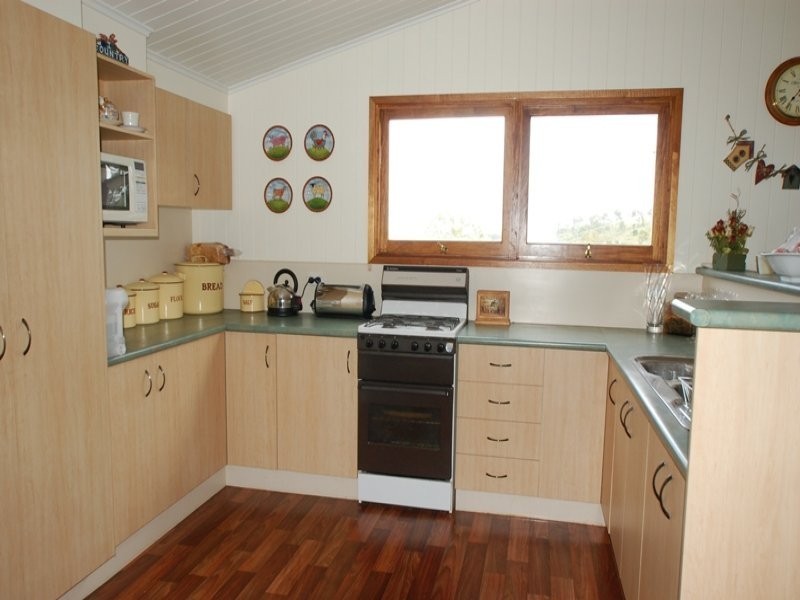 26 Paton Road, Meringandan QLD 4352