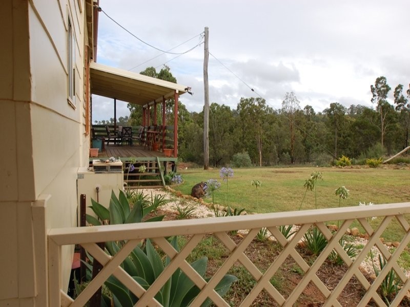 26 Paton Road, Meringandan QLD 4352