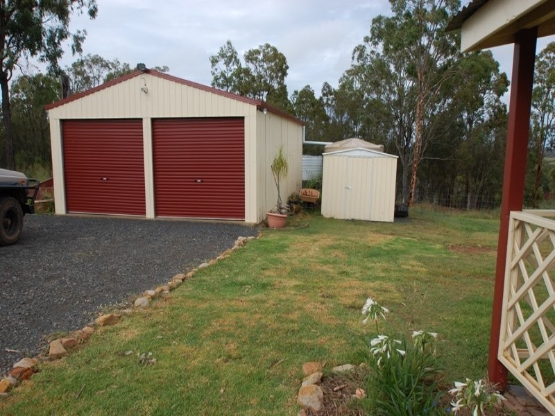 26 Paton Road, Meringandan QLD 4352