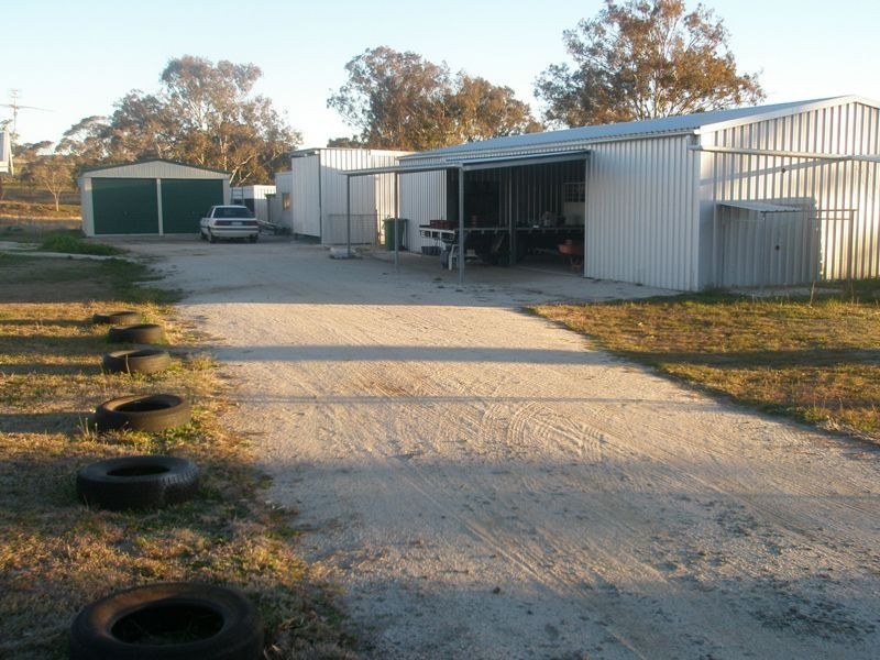 38 Halls Road, Allora QLD 4362