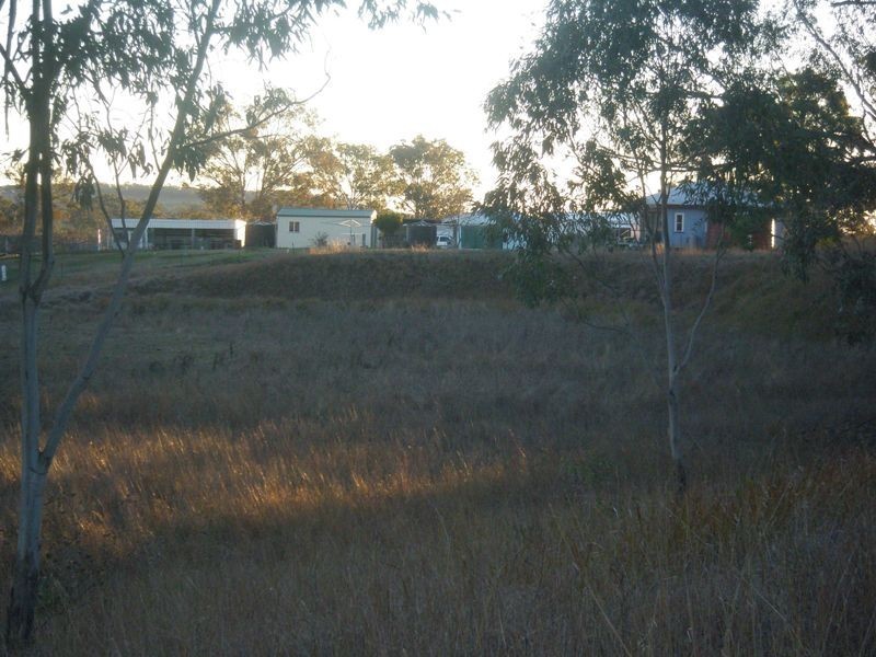 38 Halls Road, Allora QLD 4362