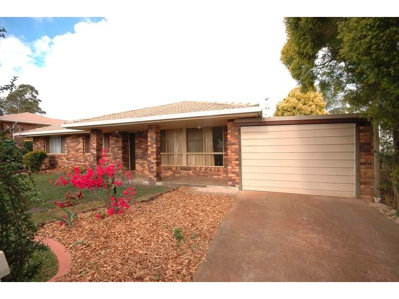 14 Cressbrook Street, Newtown QLD 4350