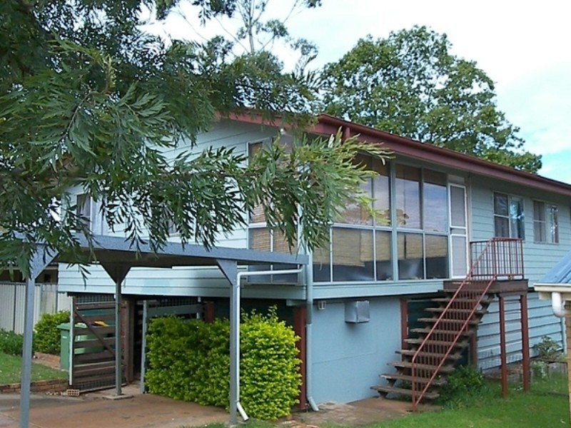 12 Sixth Avenue, Harristown QLD 4350