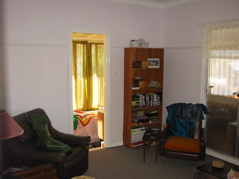 27 Blackdown Street, Harristown QLD 4350