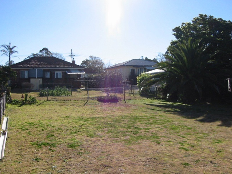 27 Blackdown Street, Harristown QLD 4350