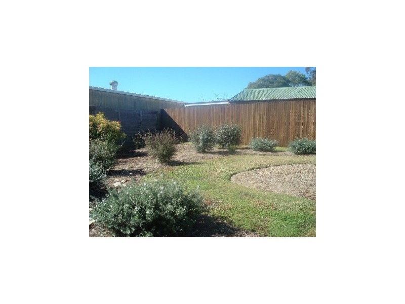 95 Taylor Street, Newtown QLD 4350