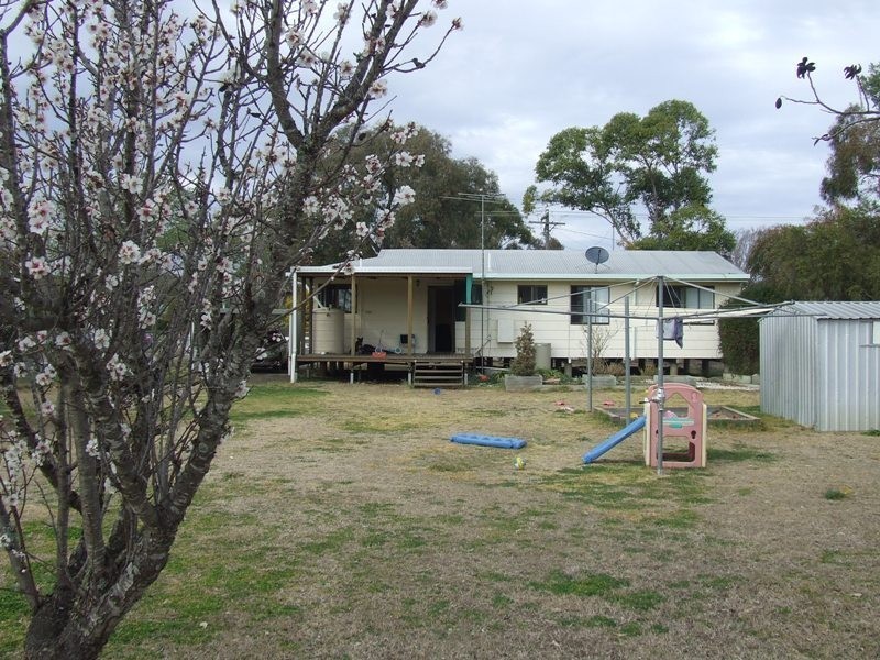 56 Eton Street, Cambooya QLD 4358