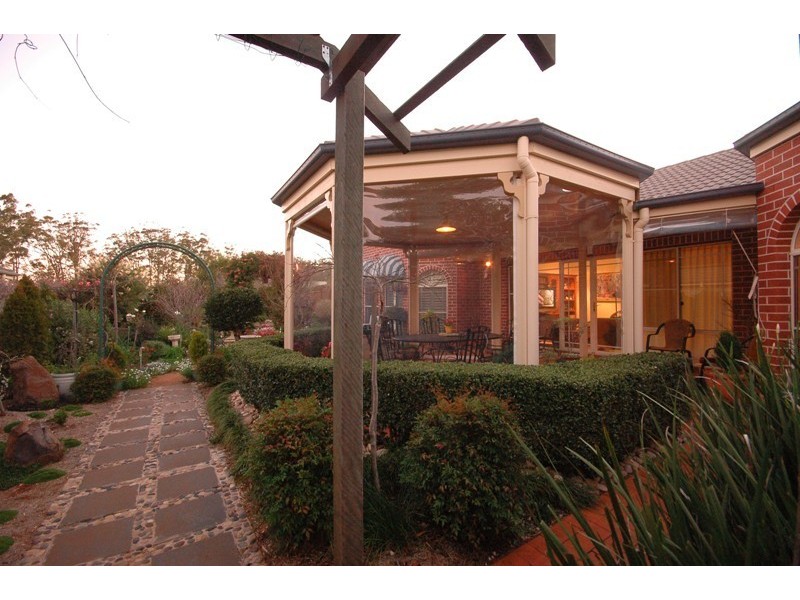 8 Purnawilla Court, Middle Ridge QLD 4350