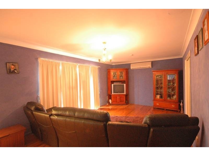 62 Hursley Road, Newtown QLD 4350