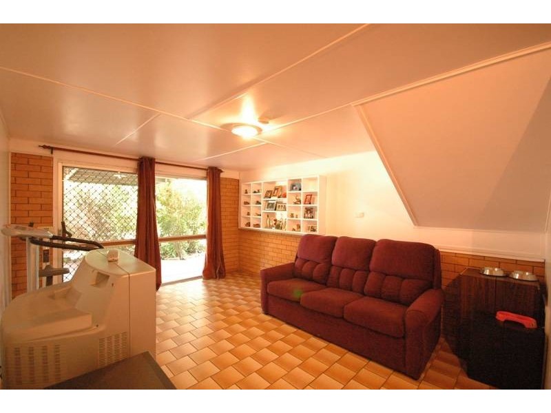 62 Hursley Road, Newtown QLD 4350