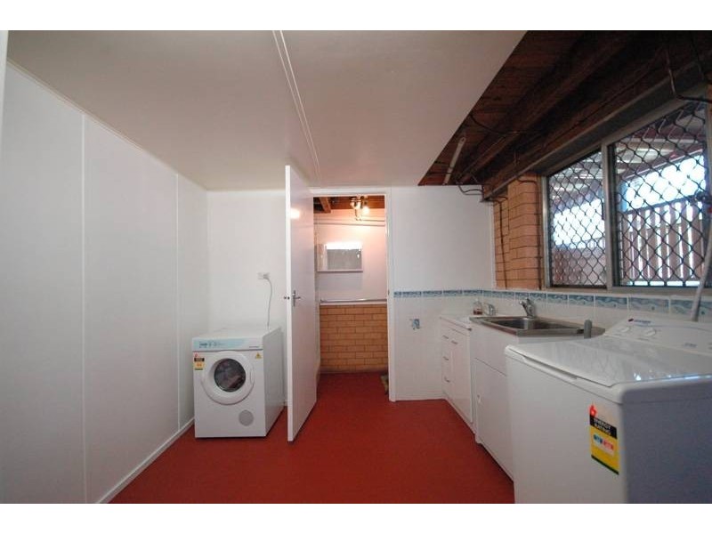 62 Hursley Road, Newtown QLD 4350