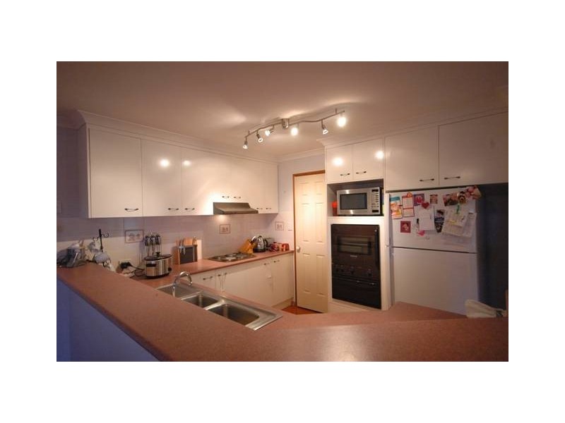 4 Boxtree Court, Mount Rascal QLD 4350
