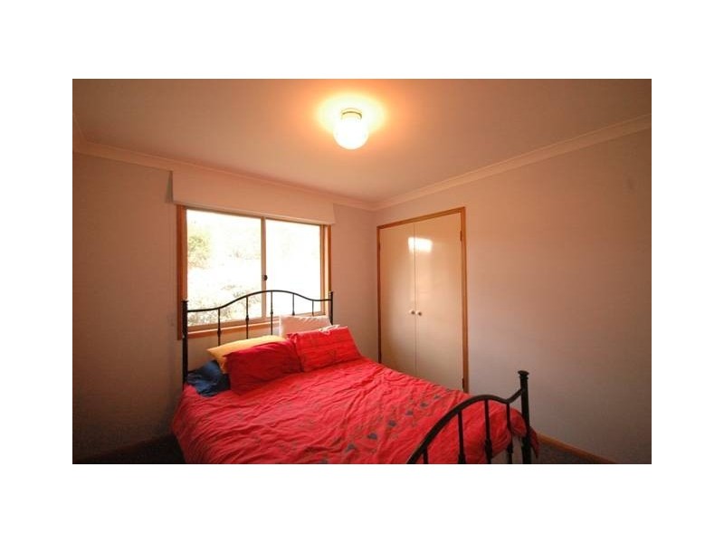 4 Boxtree Court, Mount Rascal QLD 4350