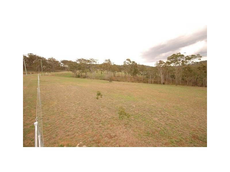 4 Boxtree Court, Mount Rascal QLD 4350