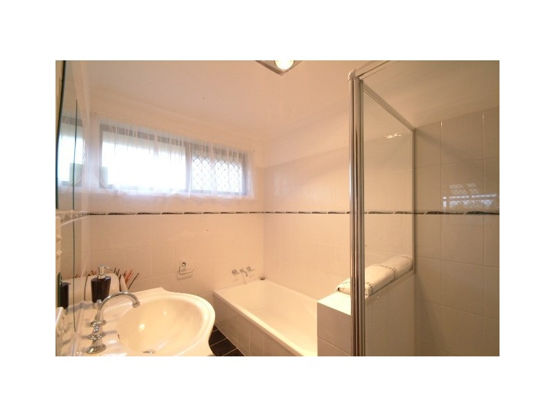 7 Lotus Crescent, Centenary Heights QLD 4350