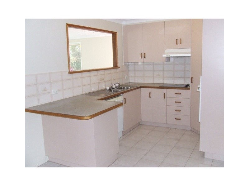 15 Handley Drive, Westbrook QLD 4350