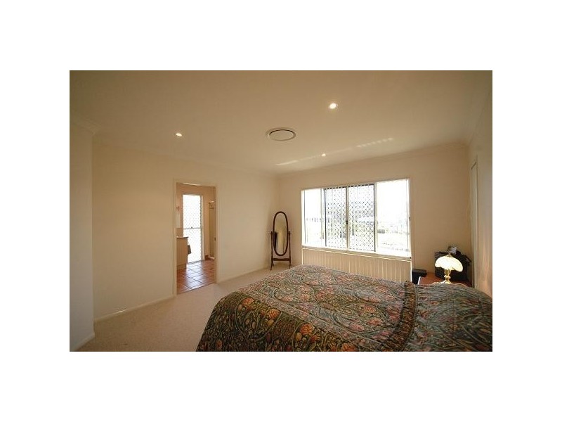 24 Freyling Road, Hodgson Vale QLD 4352