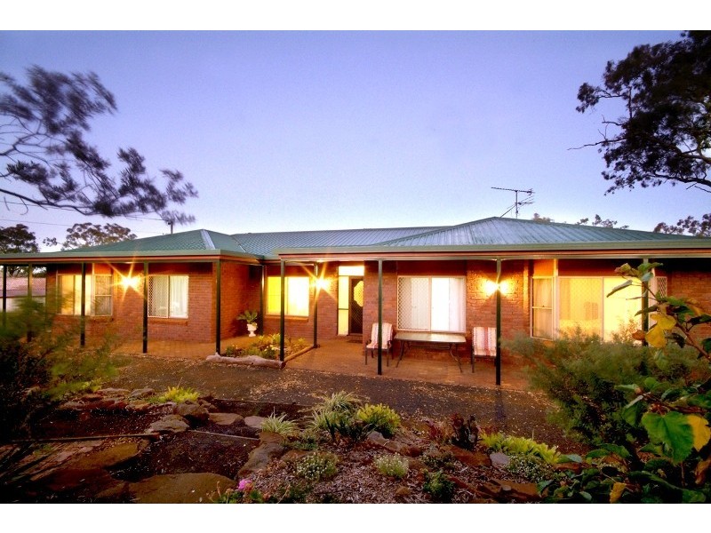 5 Kikuyu Court, Meringandan QLD 4352