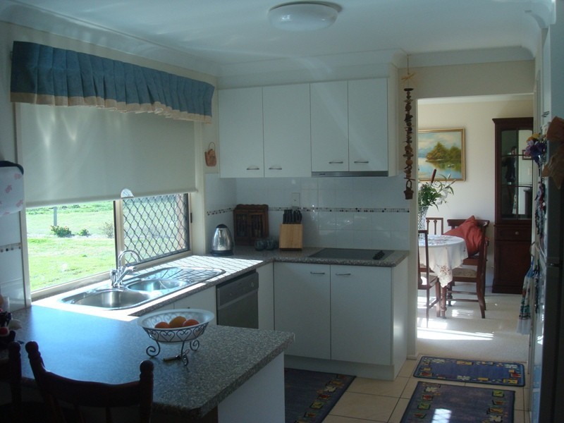 57 Highland Park Drive, Meringandan QLD 4352