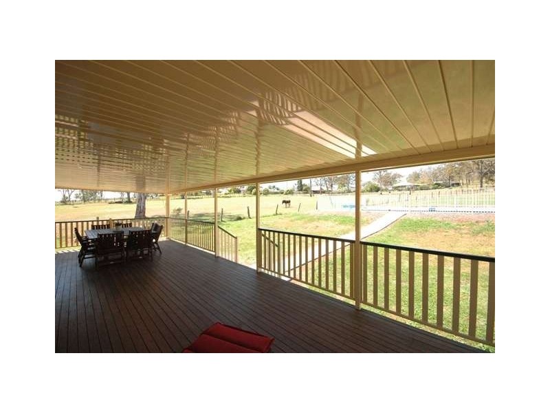 6 Hendy Street, Cranley QLD 4350