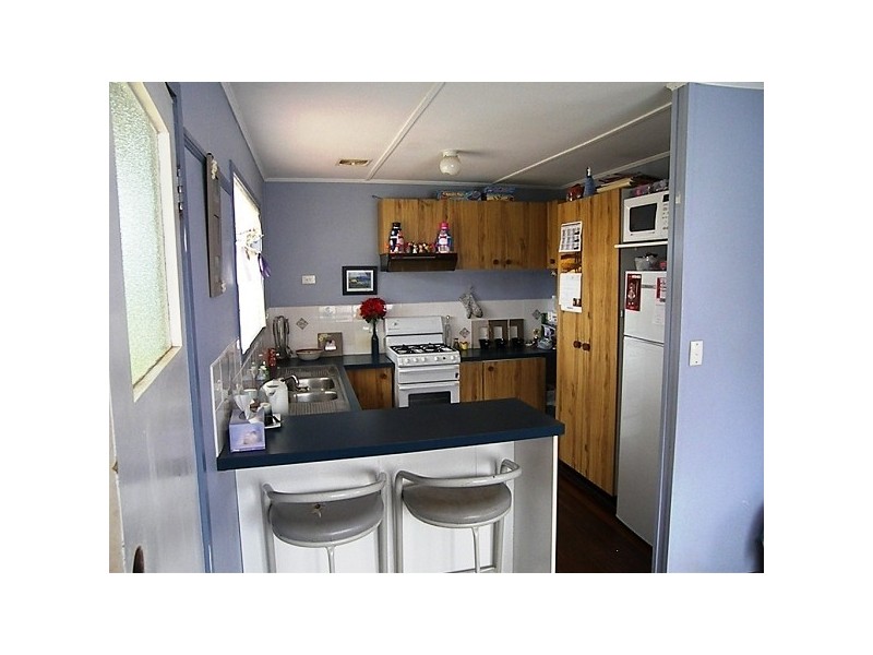 12 Sixth Avenue, Harristown QLD 4350