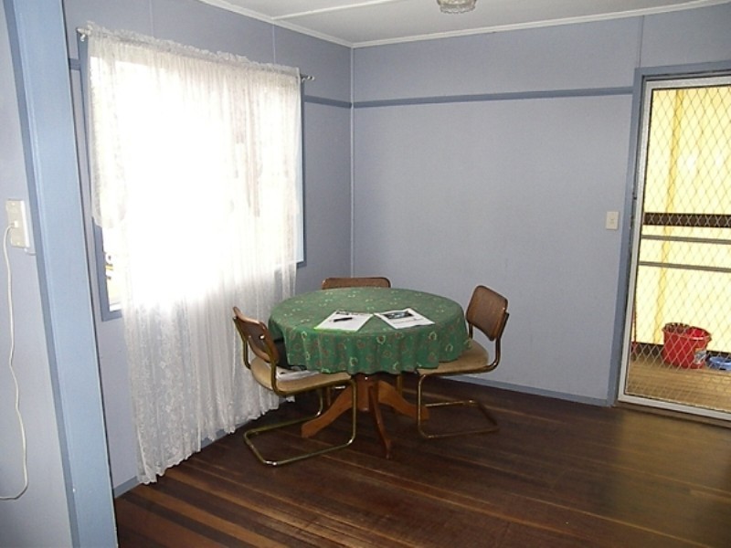 12 Sixth Avenue, Harristown QLD 4350