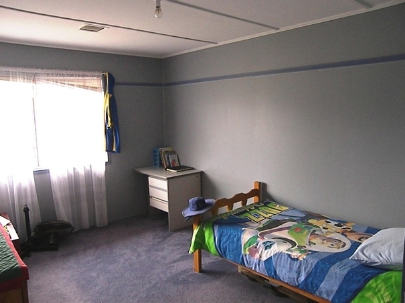 12 Sixth Avenue, Harristown QLD 4350