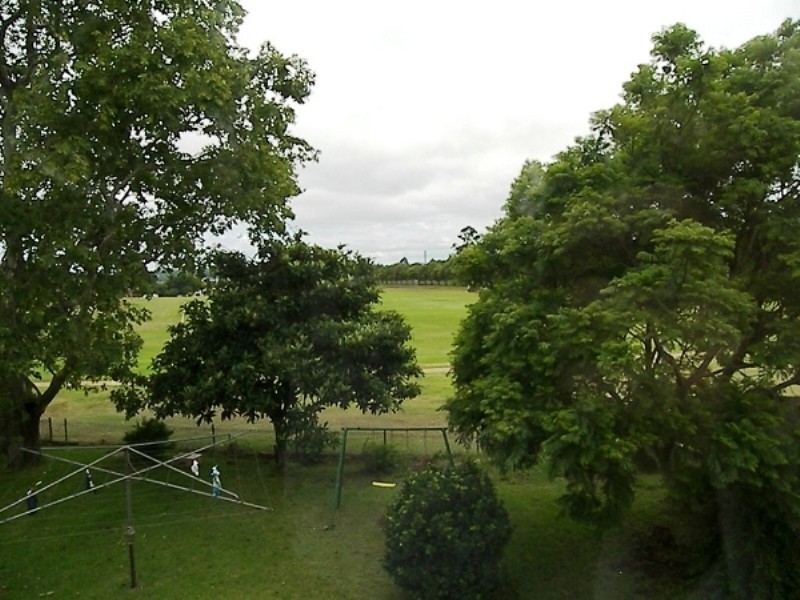 12 Sixth Avenue, Harristown QLD 4350