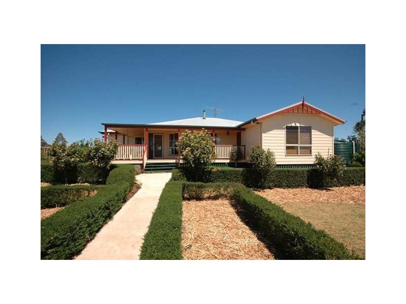 33 William Street, Cambooya QLD 4358