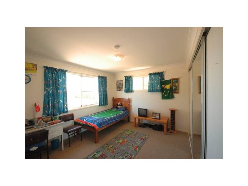33 William Street, Cambooya QLD 4358