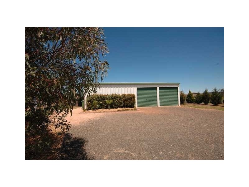 33 William Street, Cambooya QLD 4358