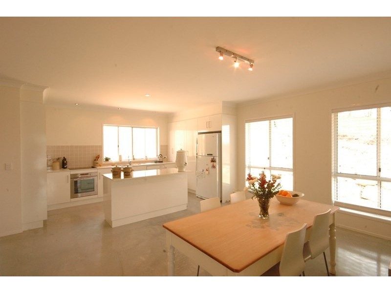 10 Rangeview Drive, Top Camp QLD 4350