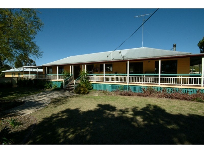 12 Stewart Street, Withcott QLD 4352