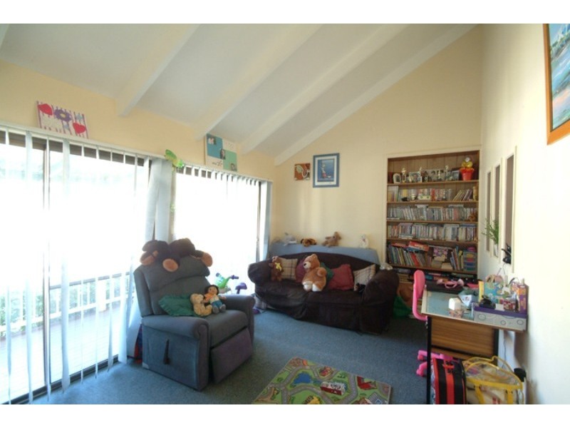 12 Stewart Street, Withcott QLD 4352